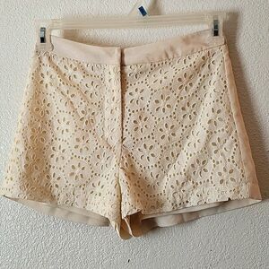 Forever 21 Creamy White  Eyelet Lace Front Shorts Size S